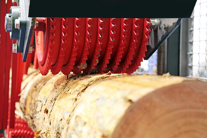 Prevádzkujete drevospracujúci podnik? Moderné strojové vybavenie môže zvýšiť vašu efektivitu!